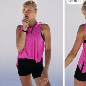 Free people movement tempo tank in neon magenta pink size small